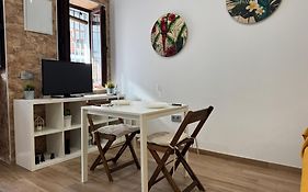 Loft Tulipanes Amarillos Junto a la Mezquita